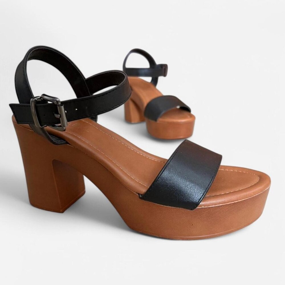 Nicole Miller Women's Black and Brown Courts